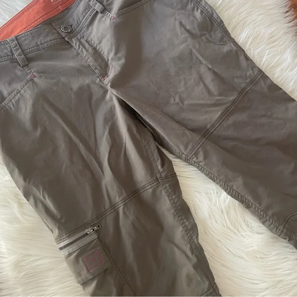 Title Nine Capri Trail Mix Hiking Pants Nylon Size 6 Pockets Outdoors - Picture 2 of 5